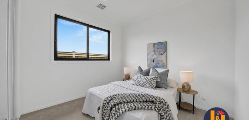 22 Golden Parkway, Donnybrook, Vic 3064
