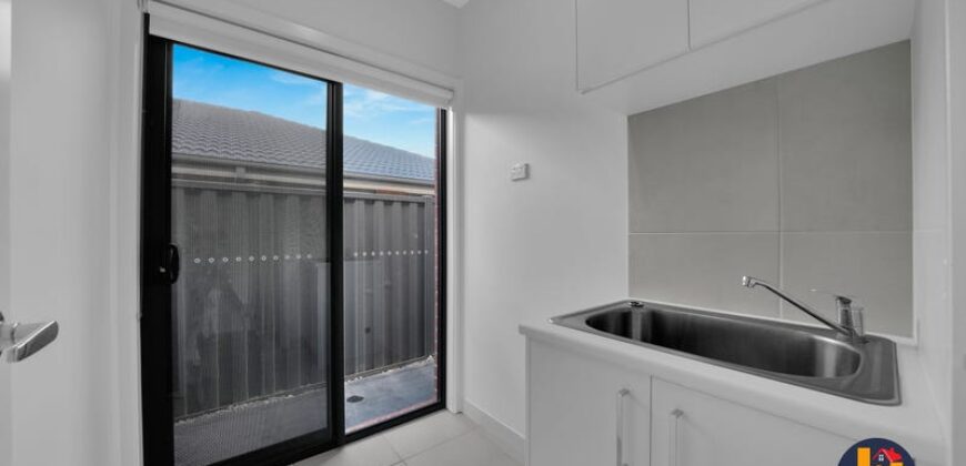 33 Lakeside Dr, Wollert, Vic 3750