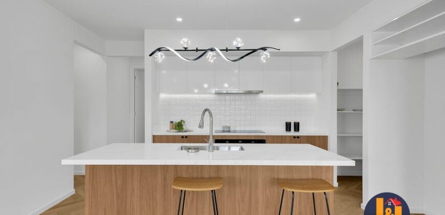 22 Golden Parkway, Donnybrook, Vic 3064