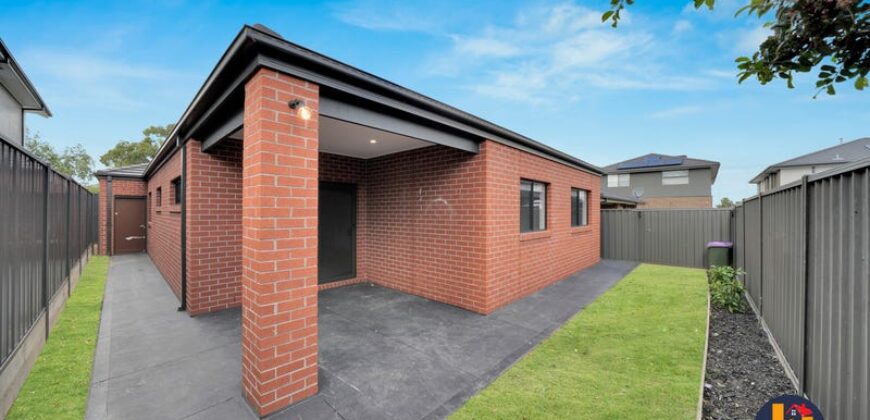 33 Lakeside Dr, Wollert, Vic 3750