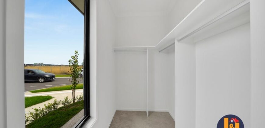 22 Golden Parkway, Donnybrook, Vic 3064