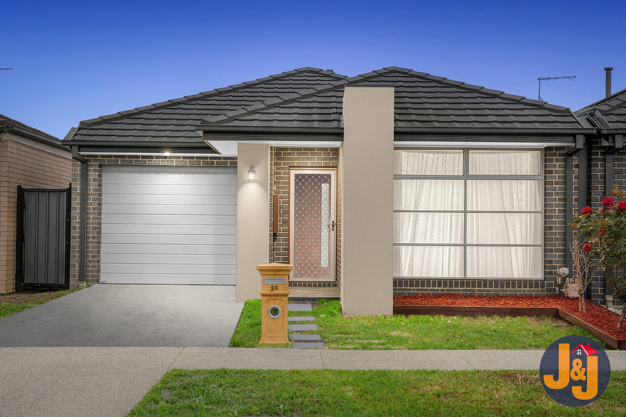 28 Jonesfield St Craigieburn VIC 3064
