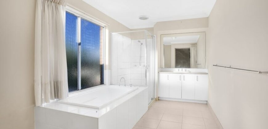 19 Burrora Way Craigieburn VIC 3064