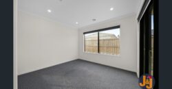 4 Produce Drive, Mambourin, VIC 3024