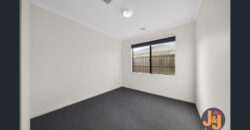 4 Produce Drive, Mambourin, VIC 3024