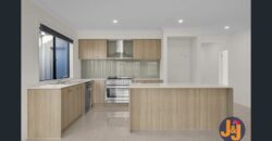 4 Produce Drive, Mambourin, VIC 3024