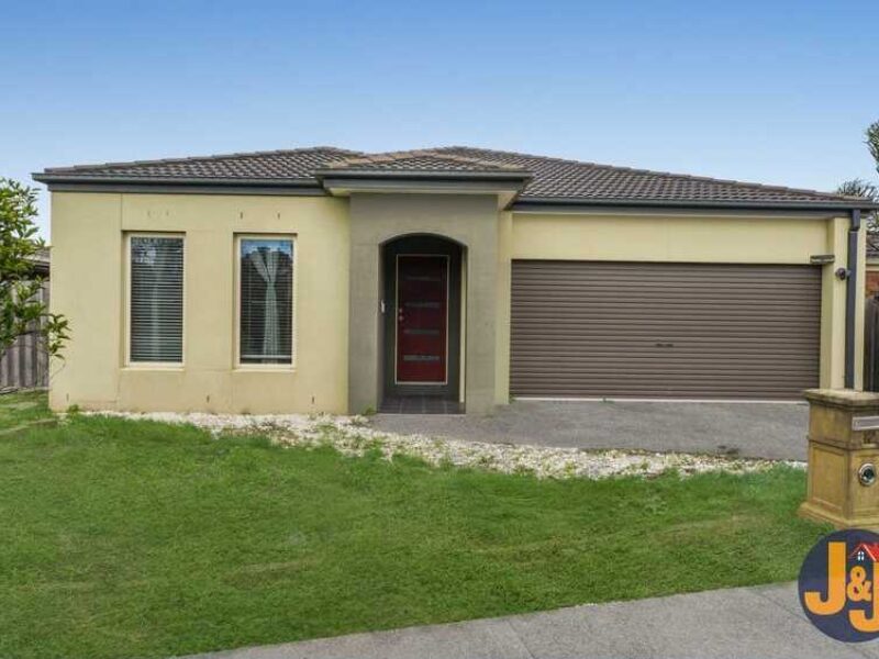 12 Hilton Street, Craigieburn, VIC 3064