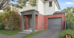 10 Gully Way Craigieburn VIC 3064 10 Gully Way Craigieburn VIC 3064