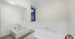 10 Gully Way Craigieburn VIC 3064 10 Gully Way Craigieburn VIC 3064