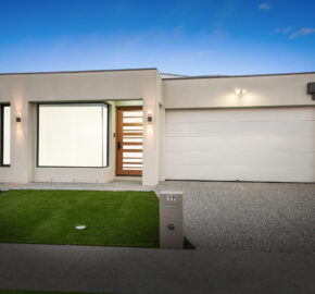 19 Alice Avenue, Mickleham, Vic 3064