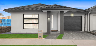 9 Yellowgum Wy Donnybrook VIC 3064