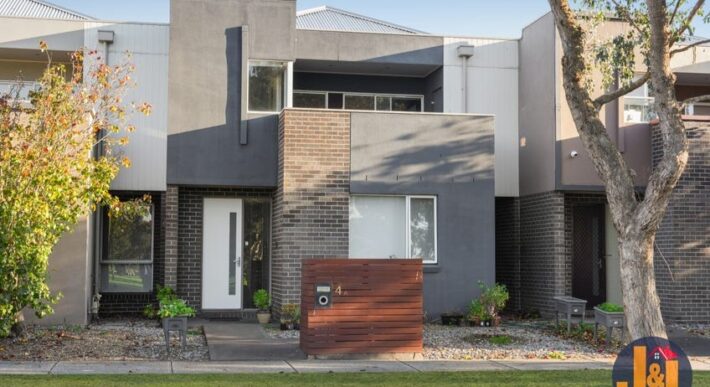 4A Centennial Park Drive Craigieburn VIC 3064