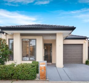 5 Emblem Way, Craigieburn, VIC 3064