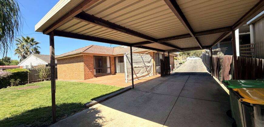 34 Axminster Drive, Craigieburn VIC 3064