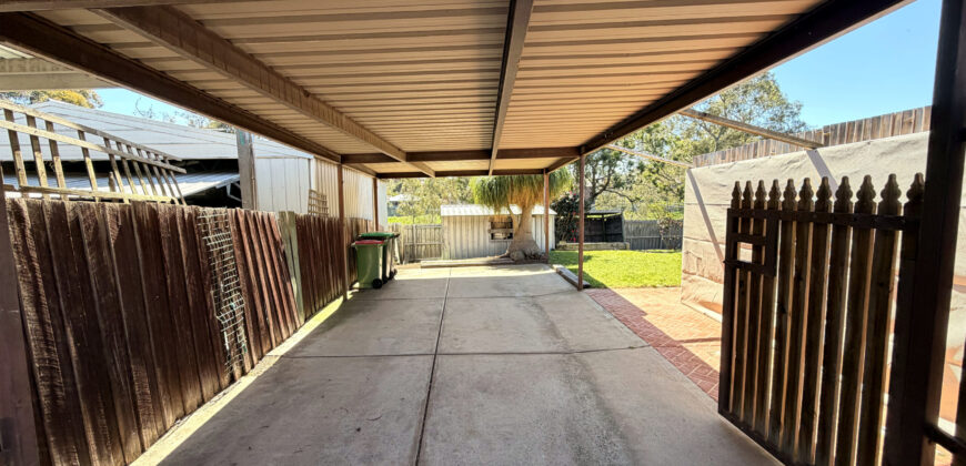 34 Axminster Drive, Craigieburn VIC 3064