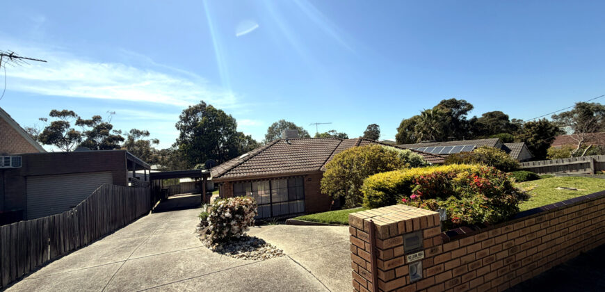 34 Axminster Drive, Craigieburn VIC 3064