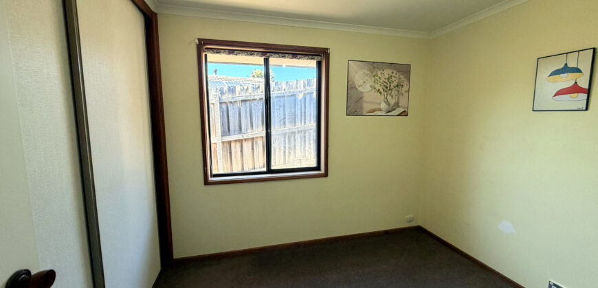 34 Axminster Drive, Craigieburn VIC 3064