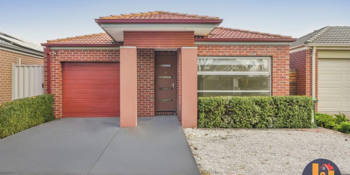 12 Silverwood Drive, Greenvale, VIC 3059